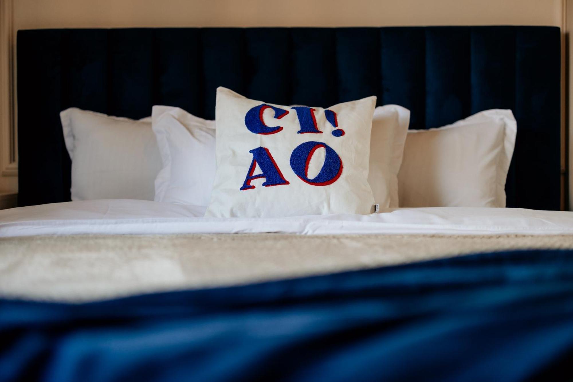 Decebal Central Studio - Elegant And Cozy Stay Arad Luaran gambar